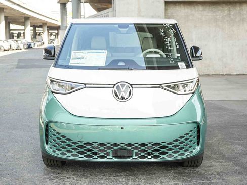 New 2025 Volkswagen ID. Buzz 1st Edition AWD/4WD image 2