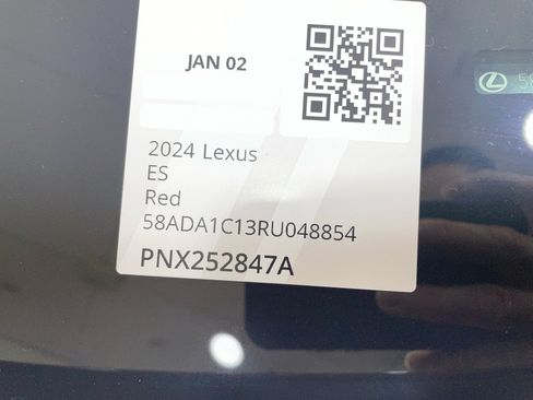 Used 2024 Lexus ES 300h w/ Premium Package image 25