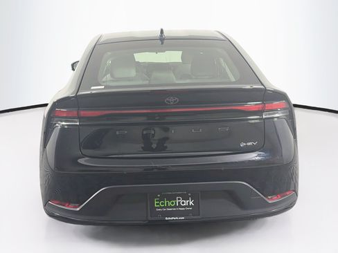 Used 2026 Toyota Prius LE FWD image 7
