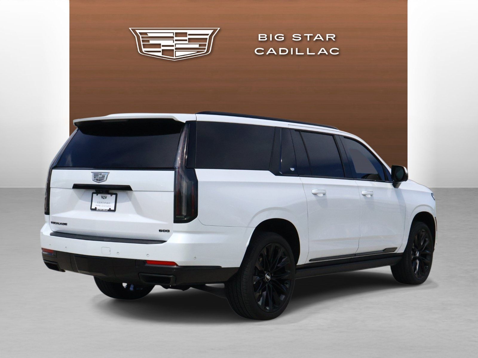 Certified 2026 Cadillac Escalade ESV Platinum Sport w/ LPO, ONYX Package AWD/4WD image 5
