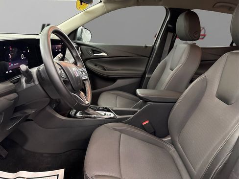 Used 2024 Buick Encore GX Preferred image 9