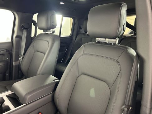 New 2025 Land Rover Defender 130 S image 25