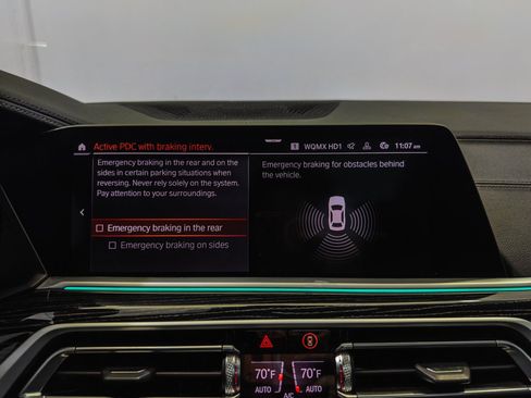 Used 2022 BMW X7 xDrive40i w/ M Sport Package AWD/4WD image 59