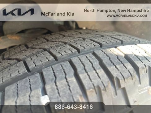 Used 2023 Ford Expedition XLT AWD/4WD image 22