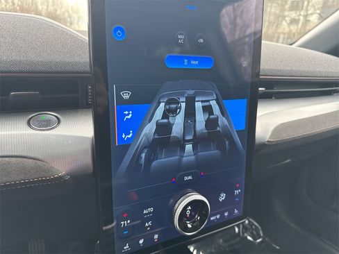 Used 2021 Ford Mustang Mach-E GT image 17