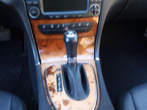 Used 2008 Mercedes-Benz E 350 Sedan image 17