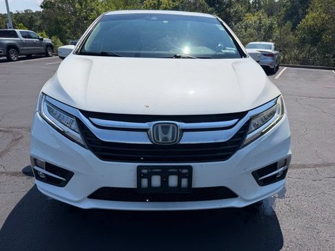 Used 2018 Honda Odyssey Elite image 2