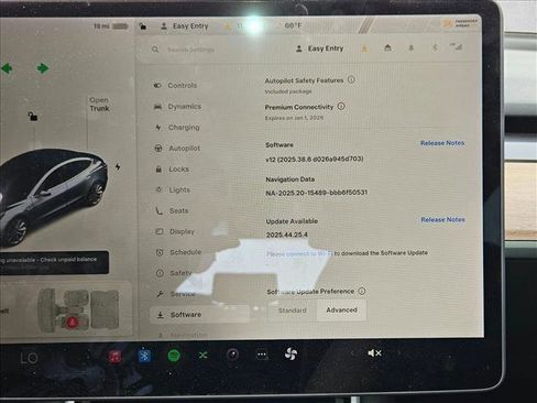 Used 2018 Tesla Model 3 Mid Range image 9
