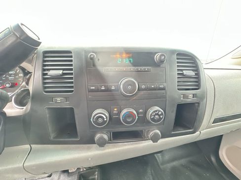 Used 2013 Chevrolet Silverado 3500 W/T image 13