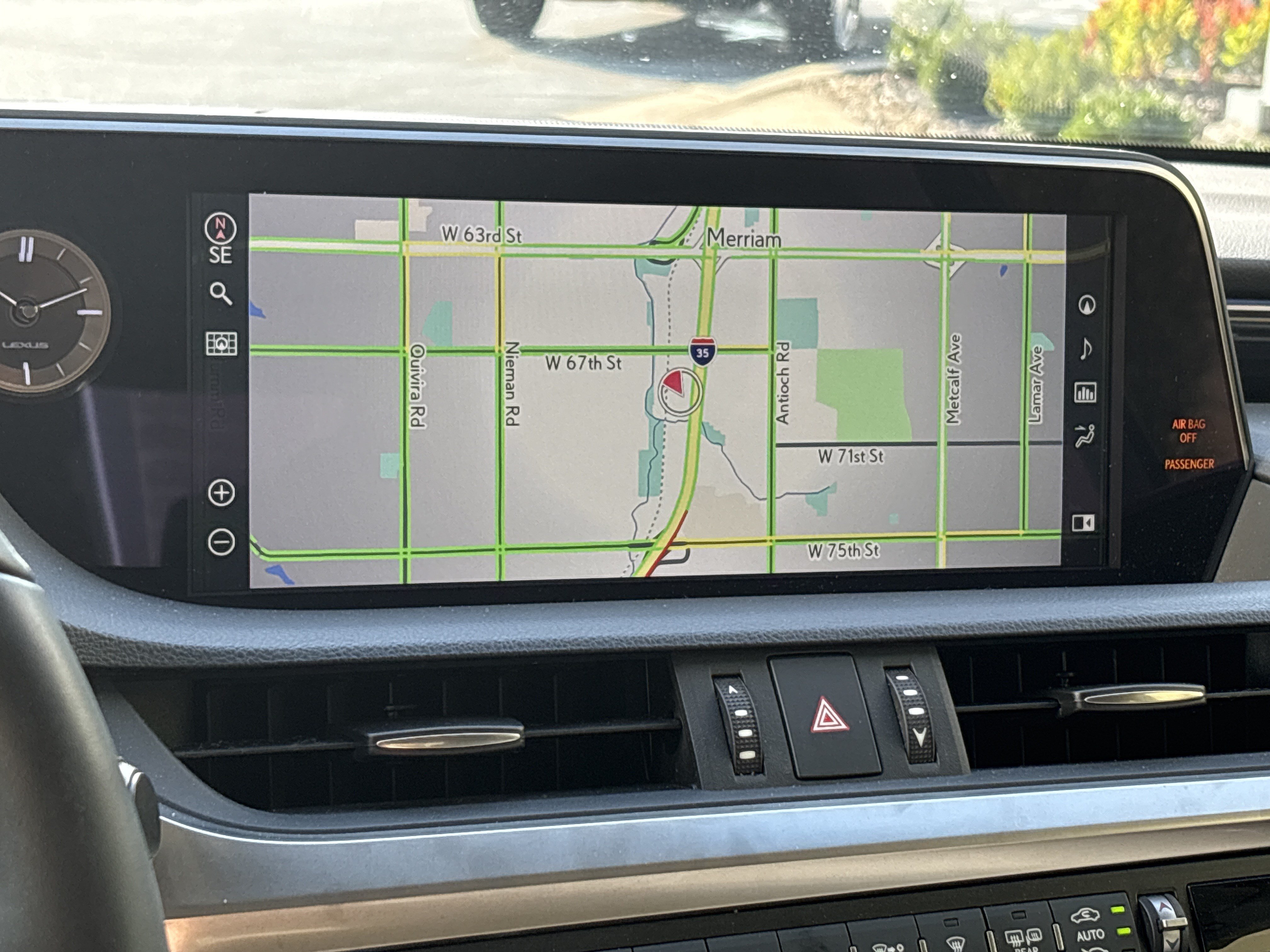 Used 2021 Lexus ES 300h w/ Accessory Package 2 FWD image 24