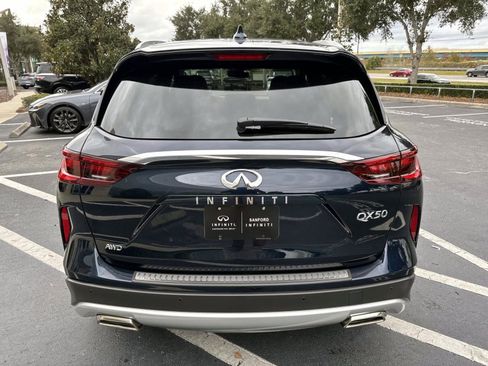 Certified 2025 INFINITI QX50 Luxe w/ Accent Package image 3