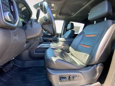 Used 2019 GMC Sierra 1500 AT4 w/ AT4 Premium Package AWD/4WD image 9