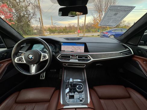 Used 2022 BMW X7 M50i image 80