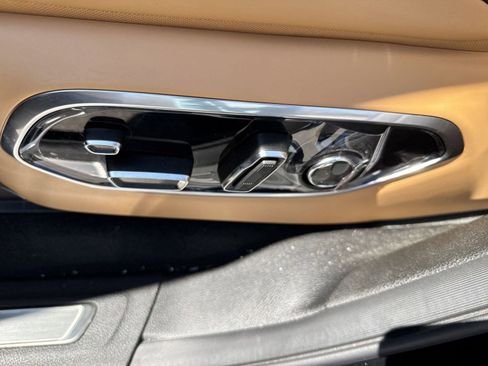 New 2025 Jeep Grand Cherokee Summit w/ Luxury Tech Group V image 21