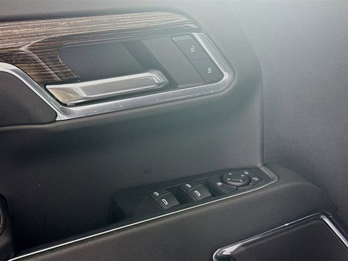 Used 2024 GMC Sierra 1500 SLE w/ Preferred Package image 15