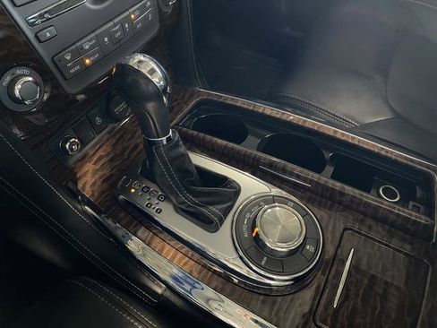 Used 2017 Nissan Armada Platinum image 23