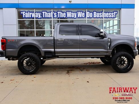 Used 2023 Ford F250 Platinum w/ FX4 Off-Road Package image 1