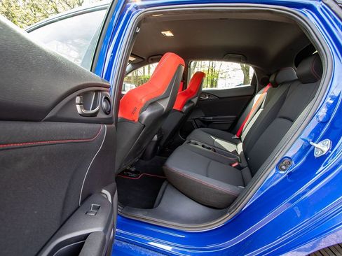 Used 2018 Honda Civic Type R image 23