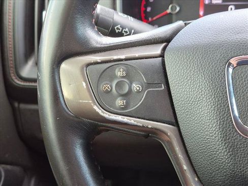 Used 2015 GMC Canyon SLE w/ All-Terrain Package RWD image 4