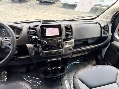 Used 2023 RAM ProMaster 2500 FWD image 13