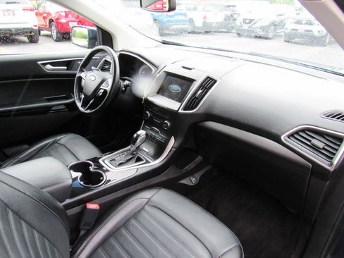 Used 2017 Ford Edge SEL w/ Equipment Group 201A AWD/4WD image 30