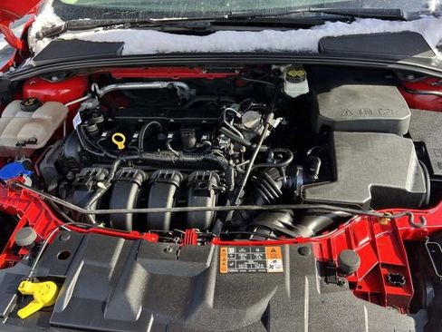 Certified 2017 Ford Focus SE image 10