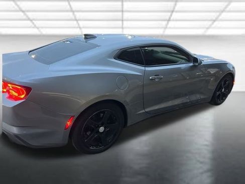 Used 2023 Chevrolet Camaro LT RWD image 3