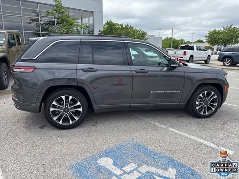 Used 2025 Jeep Grand Cherokee Overland w/ Adv Protech Group III AWD/4WD image 31