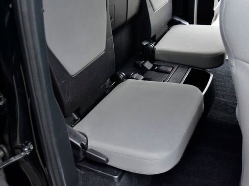 Used 2019 Toyota Tacoma SR5 image 16