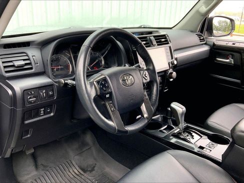 Used 2023 Toyota 4Runner TRD Off-Road Premium AWD/4WD image 13