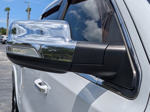 Used 2019 RAM 1500 Limited AWD/4WD image 11
