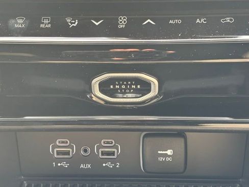 New 2026 Jeep Grand Cherokee Altitude AWD/4WD image 20