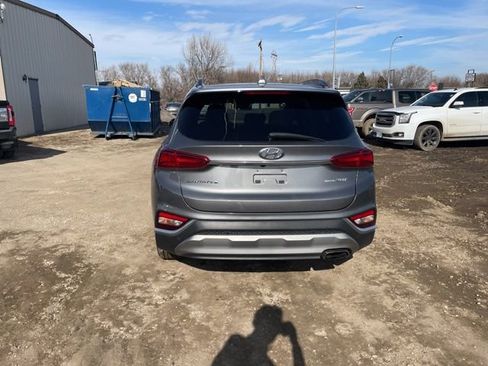 Used 2019 Hyundai Santa Fe Limited image 6