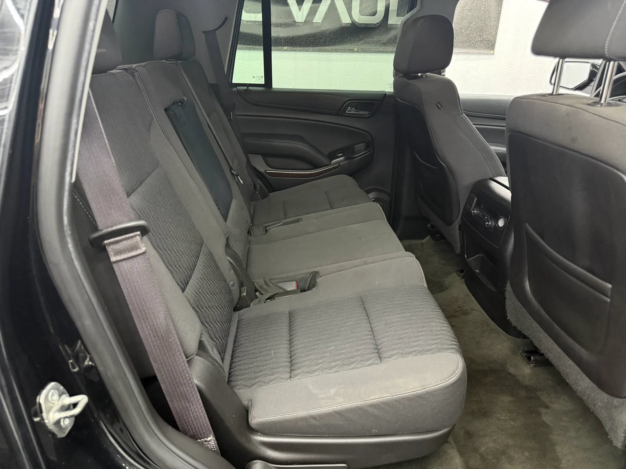 Used 2015 GMC Yukon SLE w/ Convenience Package AWD/4WD image 9