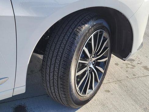 New 2026 Acura RDX SH-AWD w/ Advance Package image 7