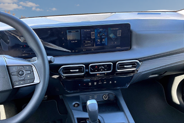 New 2027 Nissan Sentra SV FWD image 6