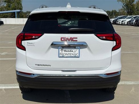 Used 2020 GMC Terrain SLT w/ Preferred Package image 5