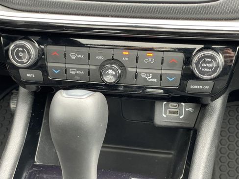 Certified 2024 Jeep Compass Trailhawk w/ Trailhawk Elite Group AWD/4WD image 27