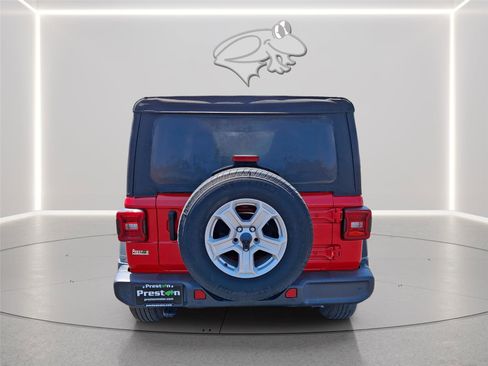 Used 2022 Jeep Wrangler Unlimited Sport AWD/4WD image 12
