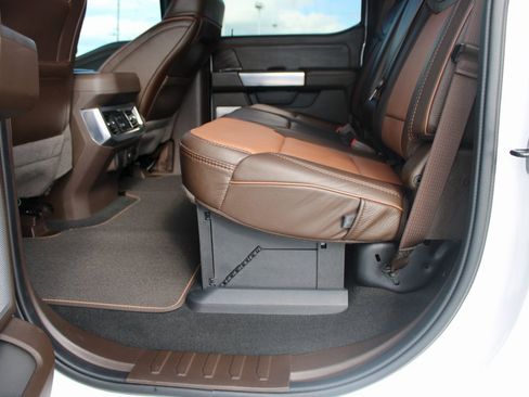 Certified 2024 Ford F250 King Ranch image 12