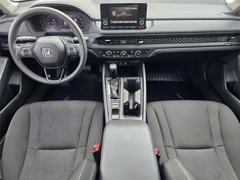 Used 2025 Honda Accord SE image 24