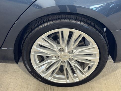 Used 2025 Cadillac CT4 Premium Luxury image 33