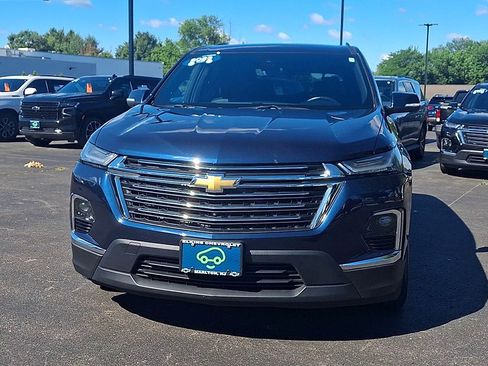 Certified 2023 Chevrolet Traverse LT FWD image 6
