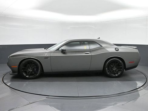 Used 2023 Dodge Challenger R/T Scat Pack w/ T/A Package image 4