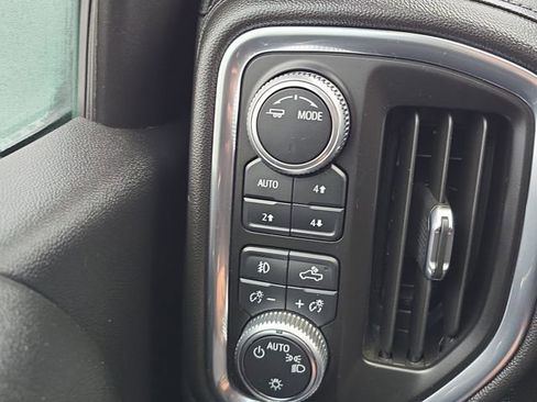 Certified 2020 GMC Sierra 1500 Elevation w/ Elevation Value Package image 22