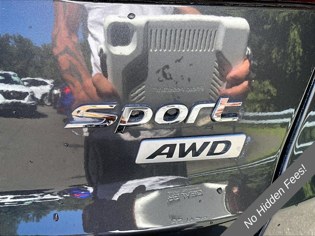 Used 2018 Hyundai Santa Fe Sport w/ 2.4L Value Package 02 AWD/4WD image 8