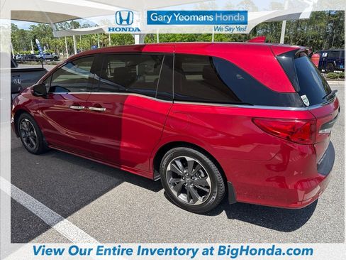 Used 2024 Honda Odyssey Elite image 6