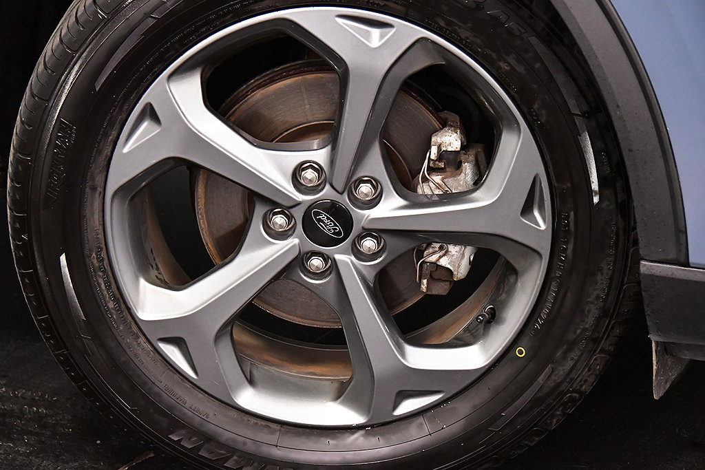 Used 2025 Ford Escape ST-Line Select AWD/4WD image 9