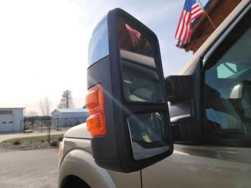 Used 2013 Ford F250 Lariat w/ Chrome Pkg image 23