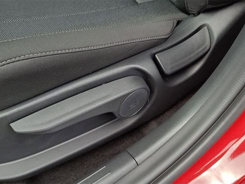 New 2025 Hyundai Elantra SE image 20